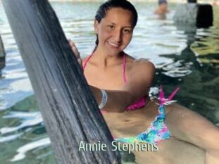 Annie_Stephens