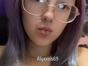Alyxxxis69