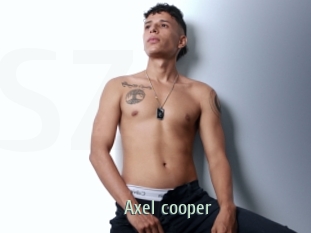 Axel_cooper