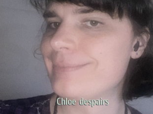 Chloe_despairs