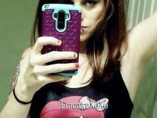 EmcakeXoXo