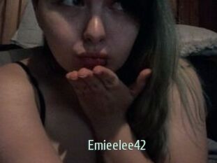Emieelee42