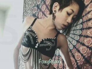 FoxyRoxxi