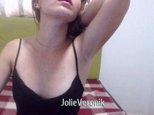 JolieVeronik