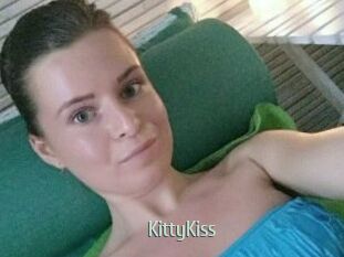 KittyKiss_