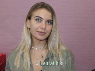 LauraChik
