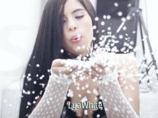 LyaWhite