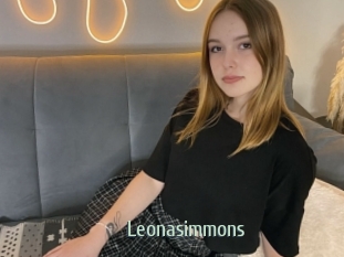 Leonasimmons
