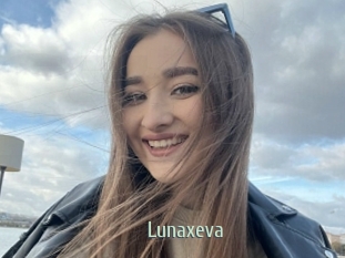 Lunaxeva