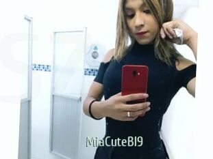 MiaCuteBl9