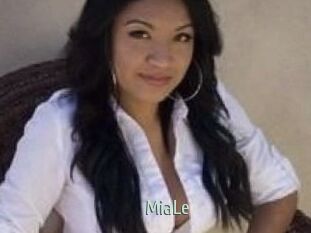 Mia_Le