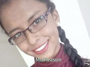 Mia_Pleasure