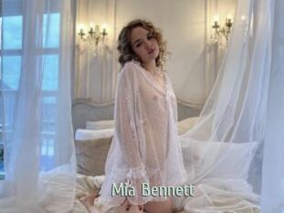 Mia_Bennett