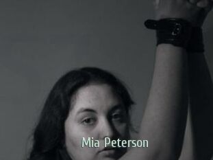 Mia_Peterson