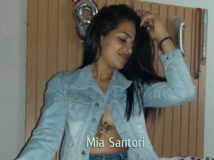 Mia_Santori