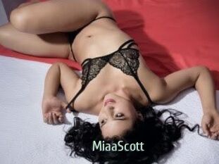 MiaaScott