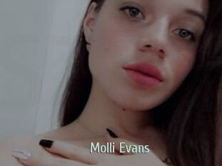 Molli_Evans