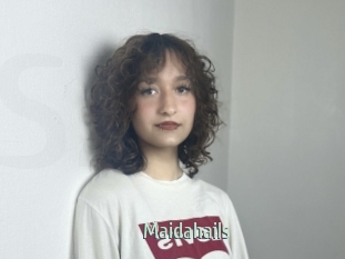 Maidahails
