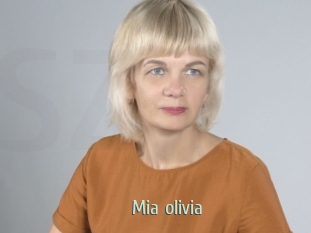 Mia_olivia