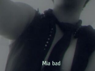 Mia_bad