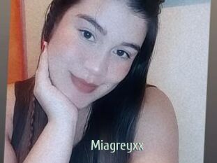 Miagreyxx