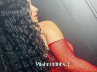 Miahotbobbs19