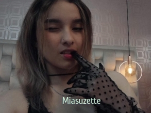 Miasuzette