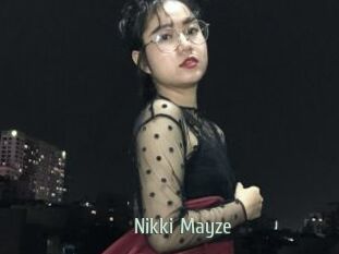 Nikki_Mayze