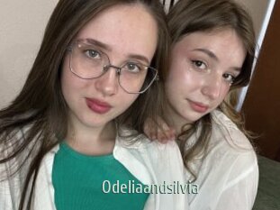 Odeliaandsilvia