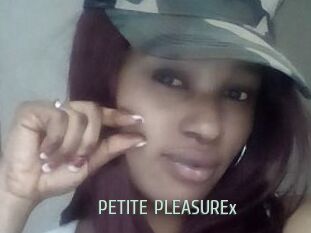 PETITE_PLEASUREx