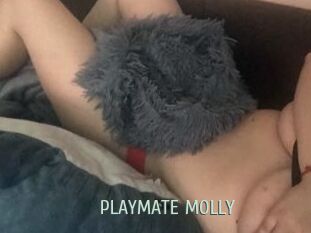PLAYMATE_MOLLY
