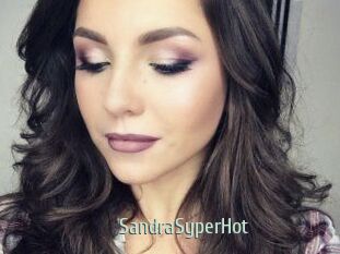 SandraSyperHot