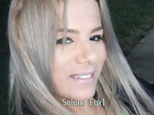 Selena_Fox1