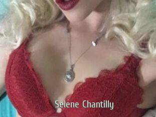 Selene_Chantilly