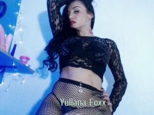 Yuliana_Foxx